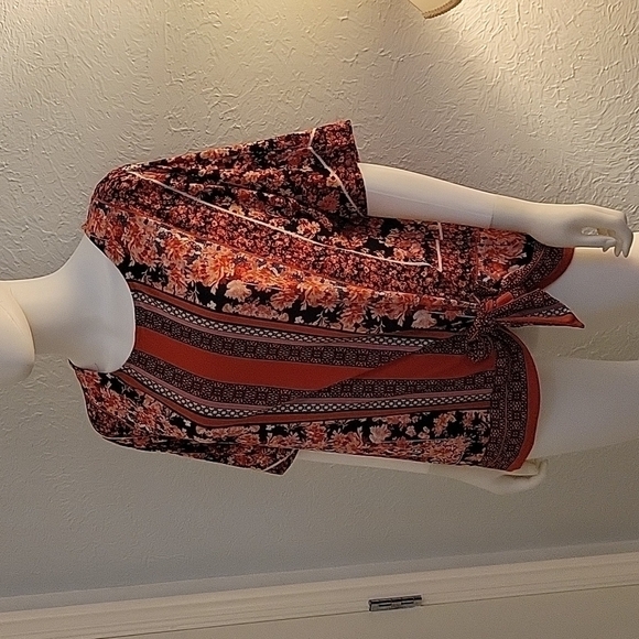 5/$25 Roz & ALI Coral Floral Rose Stripe Waist Tie Blouse FLAWED - Picture 2 of 11